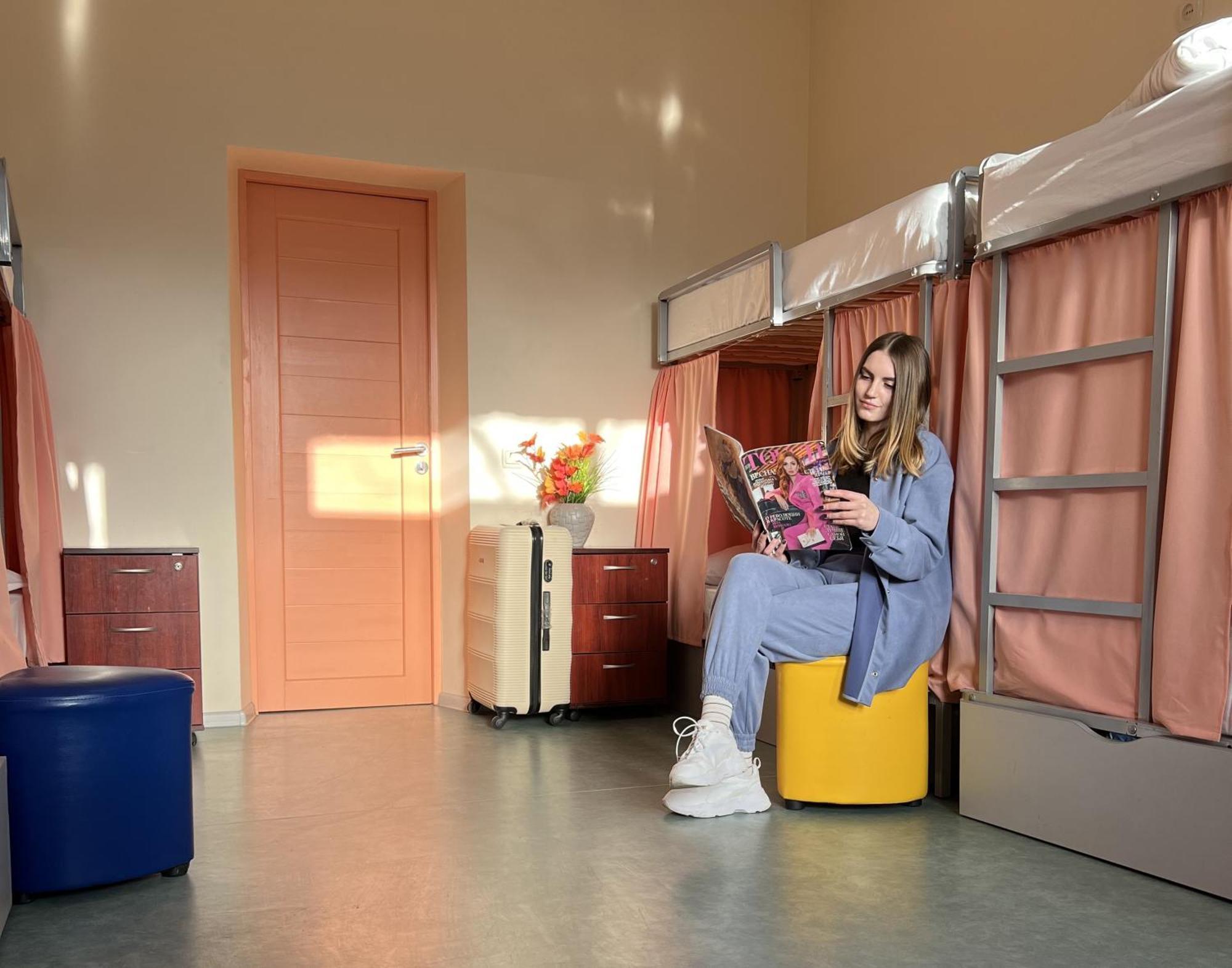 Demeevsky Hostel キエフ エクステリア 写真